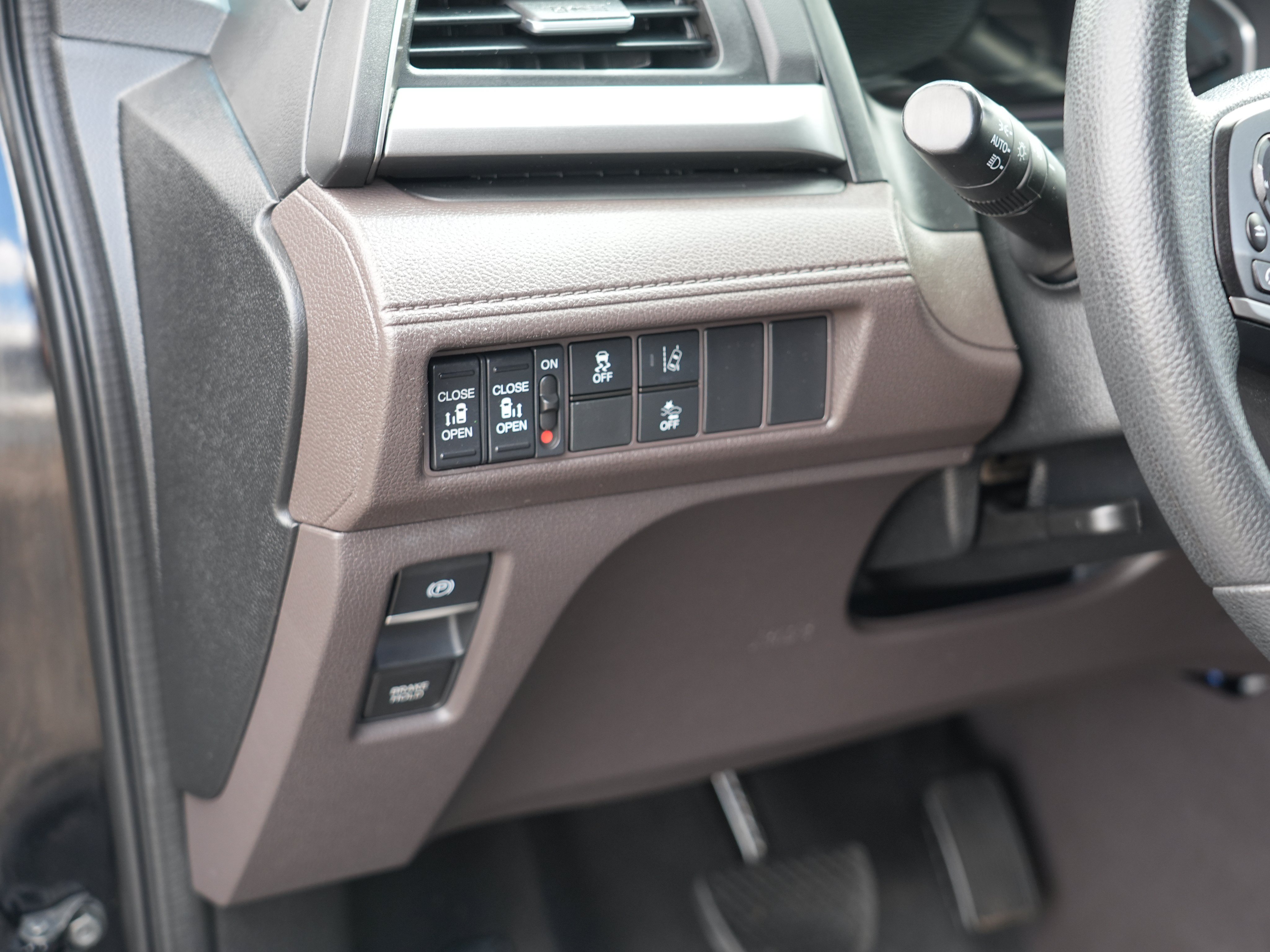 Used 2019 Honda Odyssey EX image 12