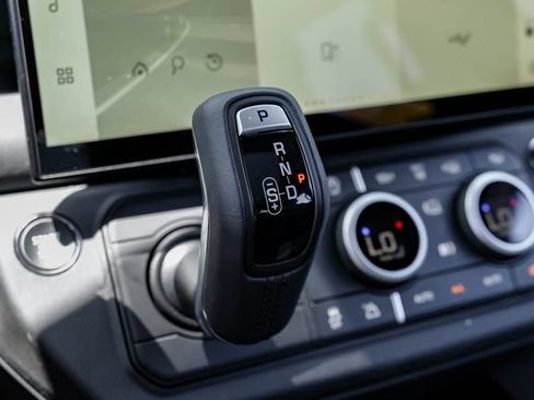 New 2026 Land Rover Defender 110 S AWD/4WD image 30
