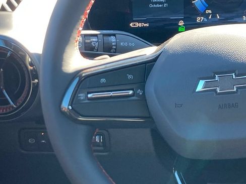 New 2026 Chevrolet Equinox EV RS w/ Convenience Package II FWD image 8