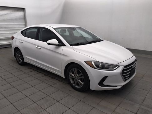 Used 2018 Hyundai Elantra SEL FWD image 11
