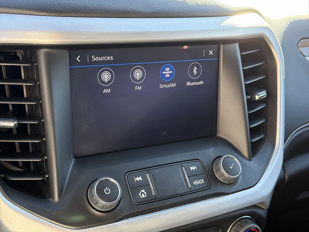 Used 2023 GMC Acadia SLE FWD image 12