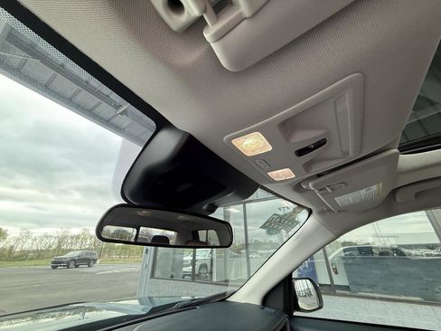 Used 2022 Ford Maverick Lariat w/ Lariat Luxury Package image 27