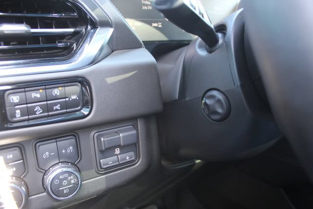Used 2025 GMC Yukon Denali w/ Denali Reserve Package AWD/4WD image 30