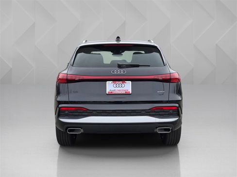 New 2025 Audi Q5 Premium image 5