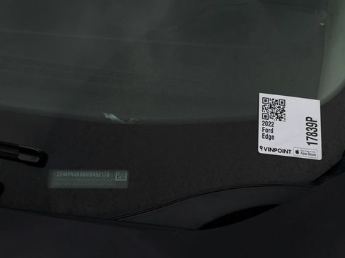 Used 2022 Ford Edge Titanium AWD/4WD image 35