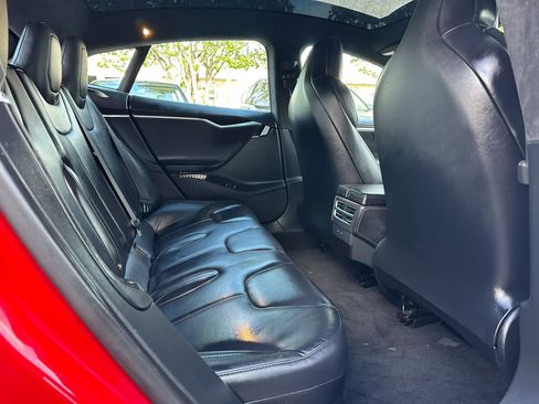 Used 2017 Tesla Model S 75D image 24