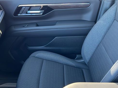 New 2026 Chevrolet Suburban LS w/ LPO, Get Active Package image 21