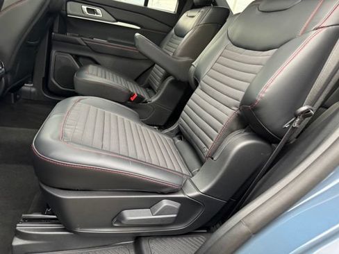 New 2026 Ford Explorer ST-Line w/ ST-Line Street Pack AWD/4WD image 10