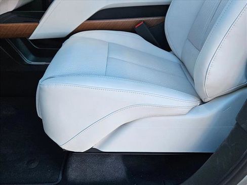 New 2026 Cadillac Vistiq Sport image 4