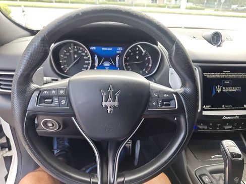 Used 2019 Maserati Levante GranSport AWD/4WD image 38