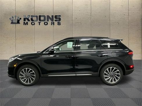 New 2026 Lincoln Corsair Reserve w/ Towing Package image 4