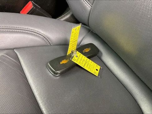 Used 2018 Chevrolet Traverse Premier image 13