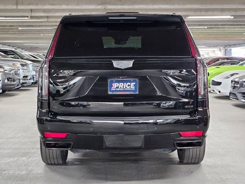 Used 2023 Cadillac Escalade Sport Platinum w/ LPO, ONYX Package image 6