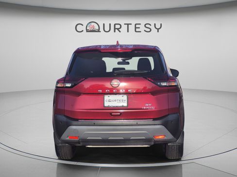 Certified 2023 Nissan Rogue SV FWD image 6