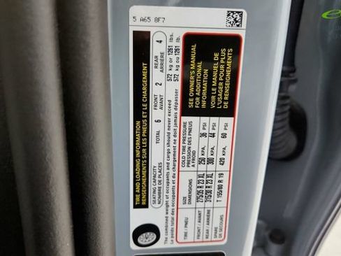 Used 2024 BMW X7 xDrive40i w/ M Sport Package AWD/4WD image 85