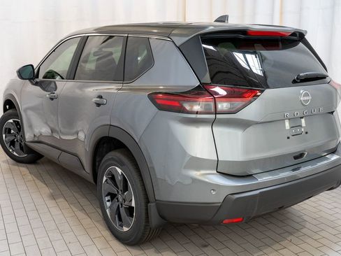 New 2026 Nissan Rogue SV image 4