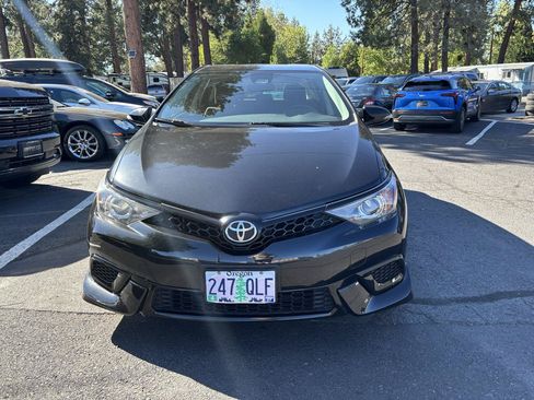 Used 2018 Toyota Corolla iM w/ All-Weather Mat Package FWD image 6
