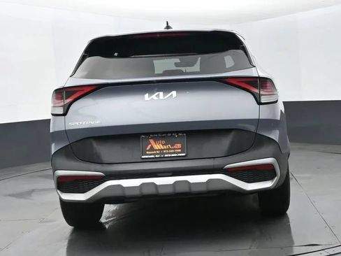 Used 2025 Kia Sportage LX FWD image 8