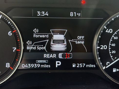 Used 2024 Mitsubishi Outlander SE FWD image 18