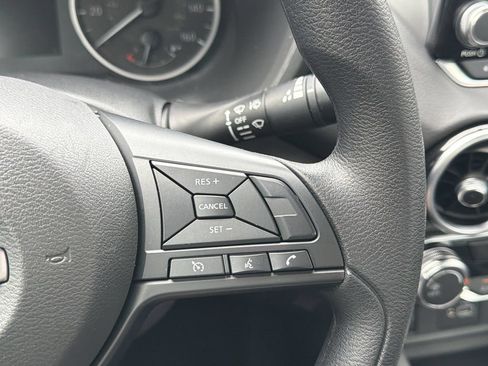 Certified 2025 Nissan Sentra S FWD image 15