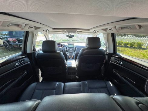 Used 2012 Cadillac SRX Luxury image 41
