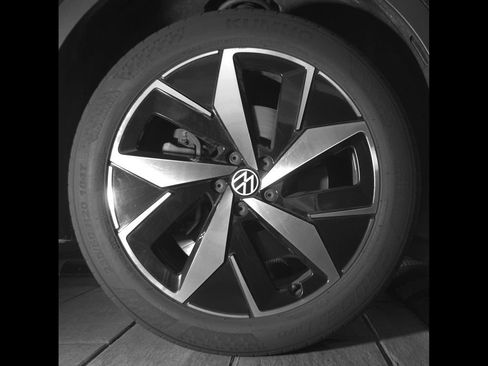 Certified 2023 Volkswagen ID.4 Pro S AWD/4WD image 8