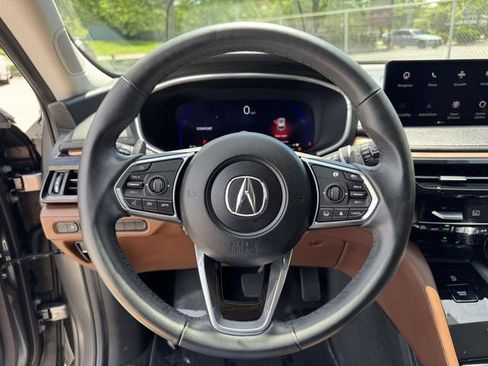 Used 2024 Acura MDX SH-AWD w/ Technology Package image 28