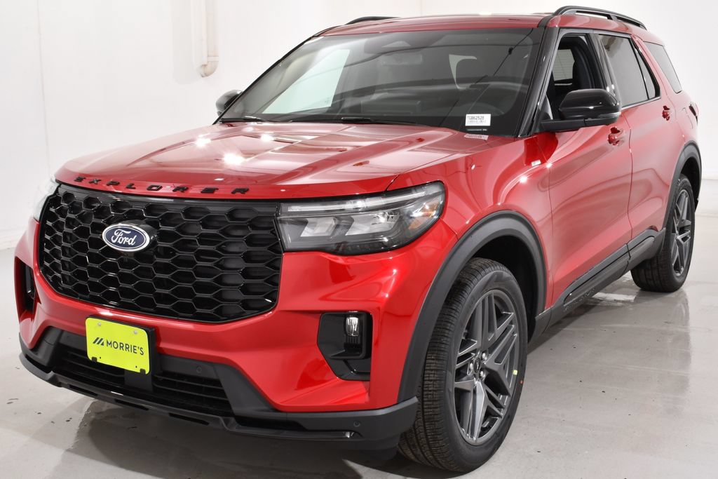New 2026 Ford Explorer ST-Line w/ ST-Line Street Pack AWD/4WD image 2