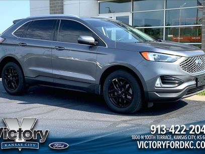 Used 2024 Ford Edge SEL w/ Convenience Package
