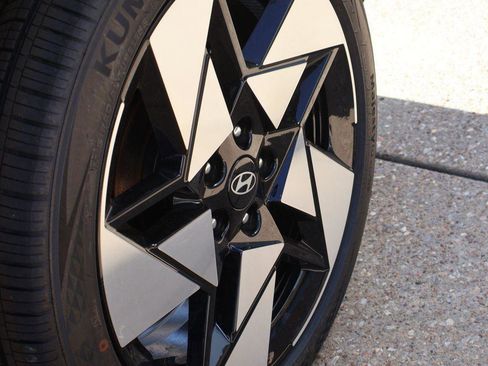 New 2026 Hyundai Kona Limited image 10