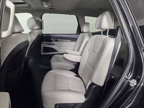 Used 2022 Kia Telluride EX w/ EX Premium Package FWD image 22