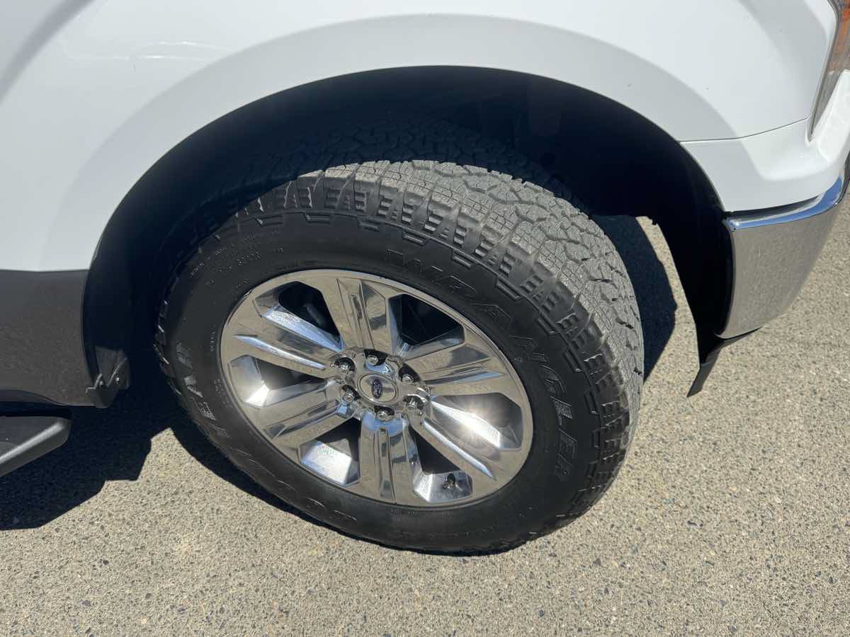 Used 2018 Ford F150 XLT w/ Equipment Group 302A Luxury AWD/4WD image 39