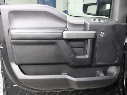 Used 2016 Ford F150 XLT w/ Equipment Group 302A Luxury AWD/4WD image 61