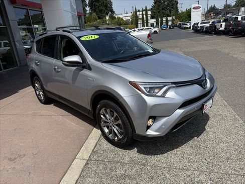 Certified 2017 Toyota RAV4 Limited w/ Advanced Technology Package AWD/4WD image 10