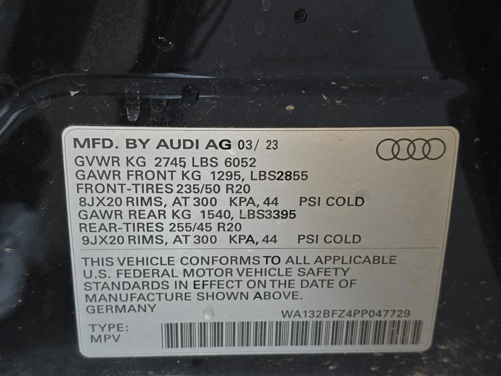 Used 2023 Audi Q4 e-tron Premium Plus AWD/4WD image 34