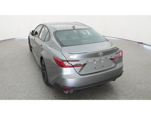 Used 2026 Toyota Camry SE FWD image 6