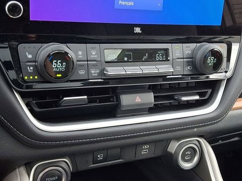 Used 2024 Toyota Grand Highlander Limited image 18