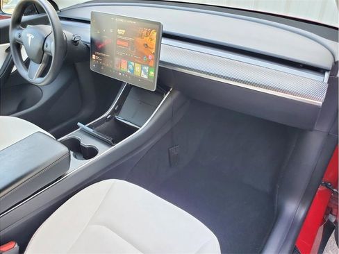Used 2021 Tesla Model Y Performance AWD/4WD image 36