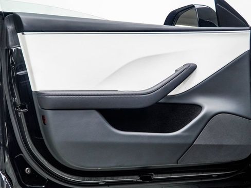 Used 2025 Tesla Model 3 Long Range RWD image 37