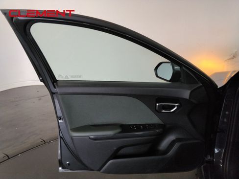 Used 2025 Kia K4 EX image 24