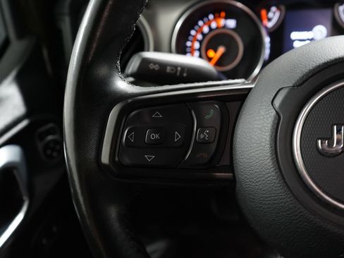 Used 2022 Jeep Gladiator Sport AWD/4WD image 14