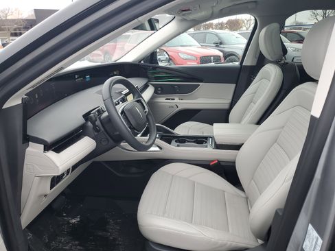 New 2026 Lincoln Nautilus Reserve w/ Jet Appearance Package image 11