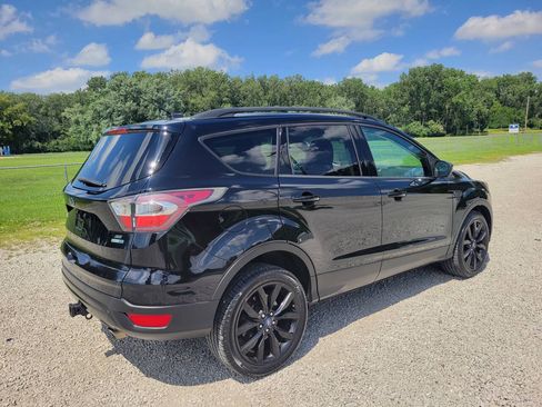 Used 2017 Ford Escape SE w/ Equipment Group 201A AWD/4WD image 8