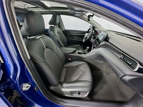 Used 2023 Toyota Camry XSE image 28