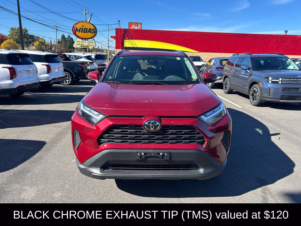 Used 2025 Toyota RAV4 XLE w/ Convenience Package AWD/4WD image 9