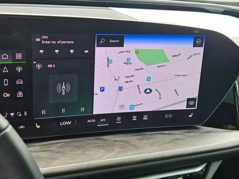 Used 2025 Audi Q5 Premium w/ Convenience Package AWD/4WD image 14