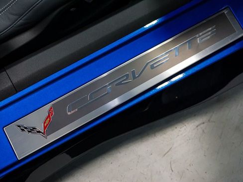Used 2015 Chevrolet Corvette Z06 w/ 3LZ Preferred Equipment Group RWD image 83