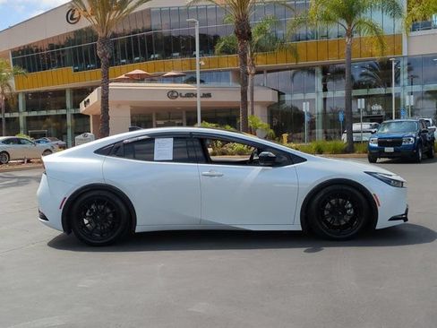 Used 2024 Toyota Prius Limited w/ Limited Premium Package AWD/4WD image 4
