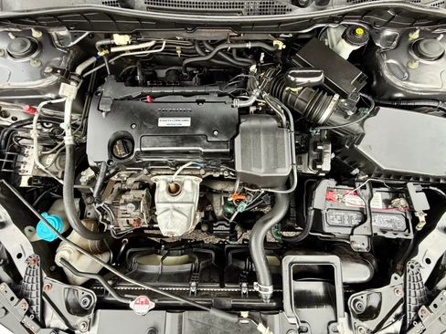 Used 2017 Honda Accord LX image 17