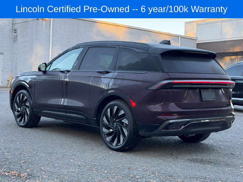 Used 2025 Lincoln Nautilus Reserve w/ Jet Appearance Package AWD/4WD image 5